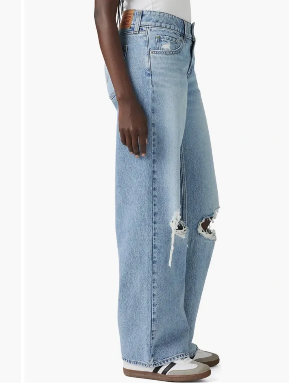 Levi’s Ripped Superlow Loose Jeans - Picture 3 of 9